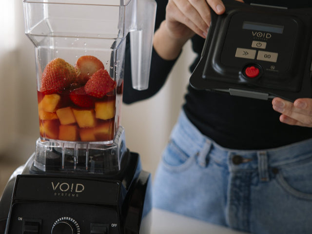 Loading a VOID jar with fresh fruit